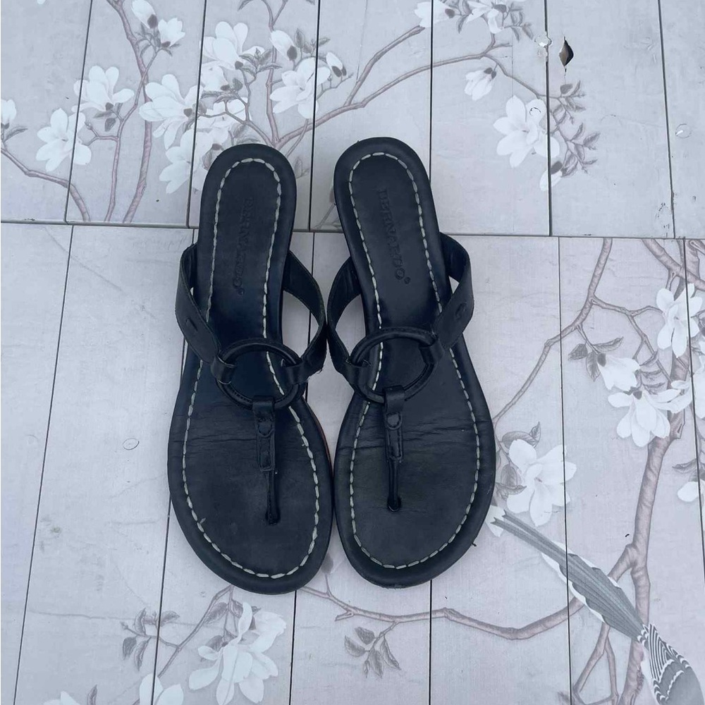 Bernardo Black Women's Sandals